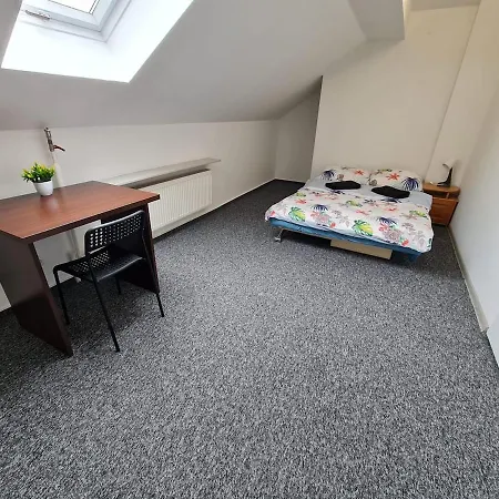 Fantastic-inn - Ns42 Apartmán